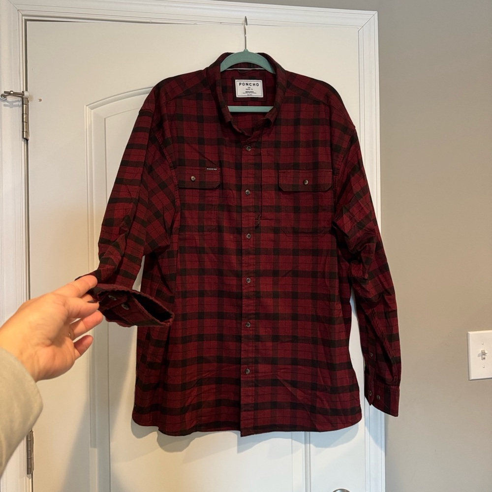 Poncho Dark Red and Black Plaid Shirt - Picture 2 of 4